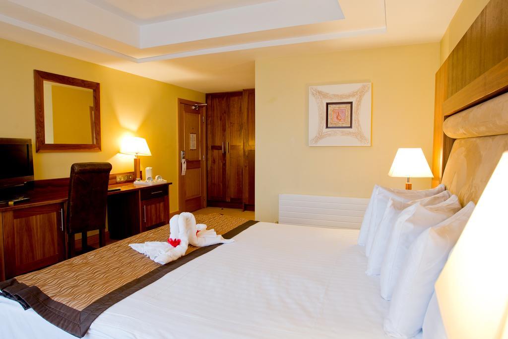 Annebrook House Hotel مولينجار المظهر الخارجي الصورة