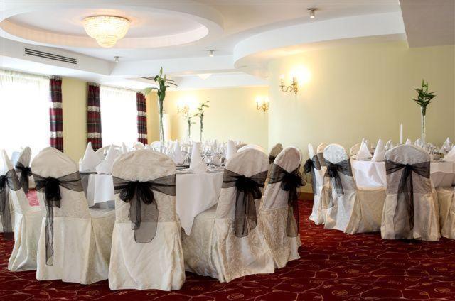 Annebrook House Hotel مولينجار المظهر الخارجي الصورة